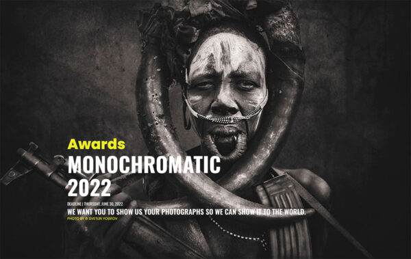 MONOCHROMATIC AWARDS 2022 - logo