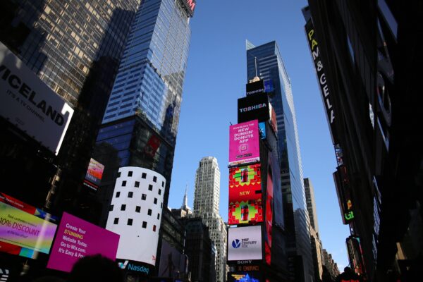 Put Your Art on Screen in Times Square – New York - logo